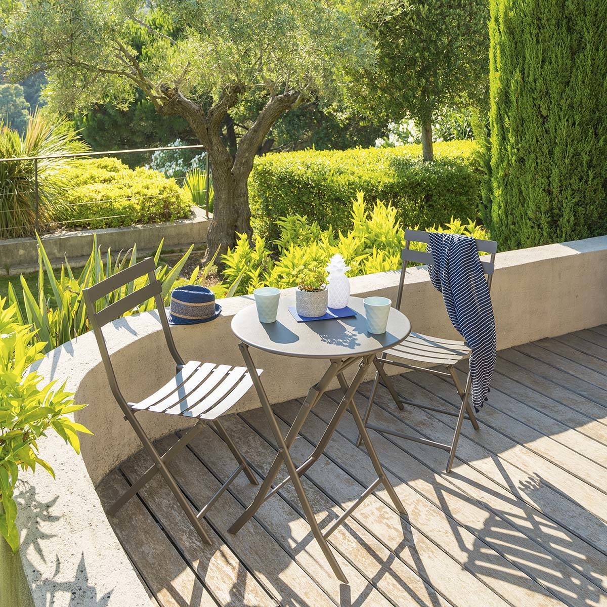 Table de jardin pliante ronde GREENSBORO Tonka 2 places - Acier traité époxy, Traitement antirouille renforcé Hespéride