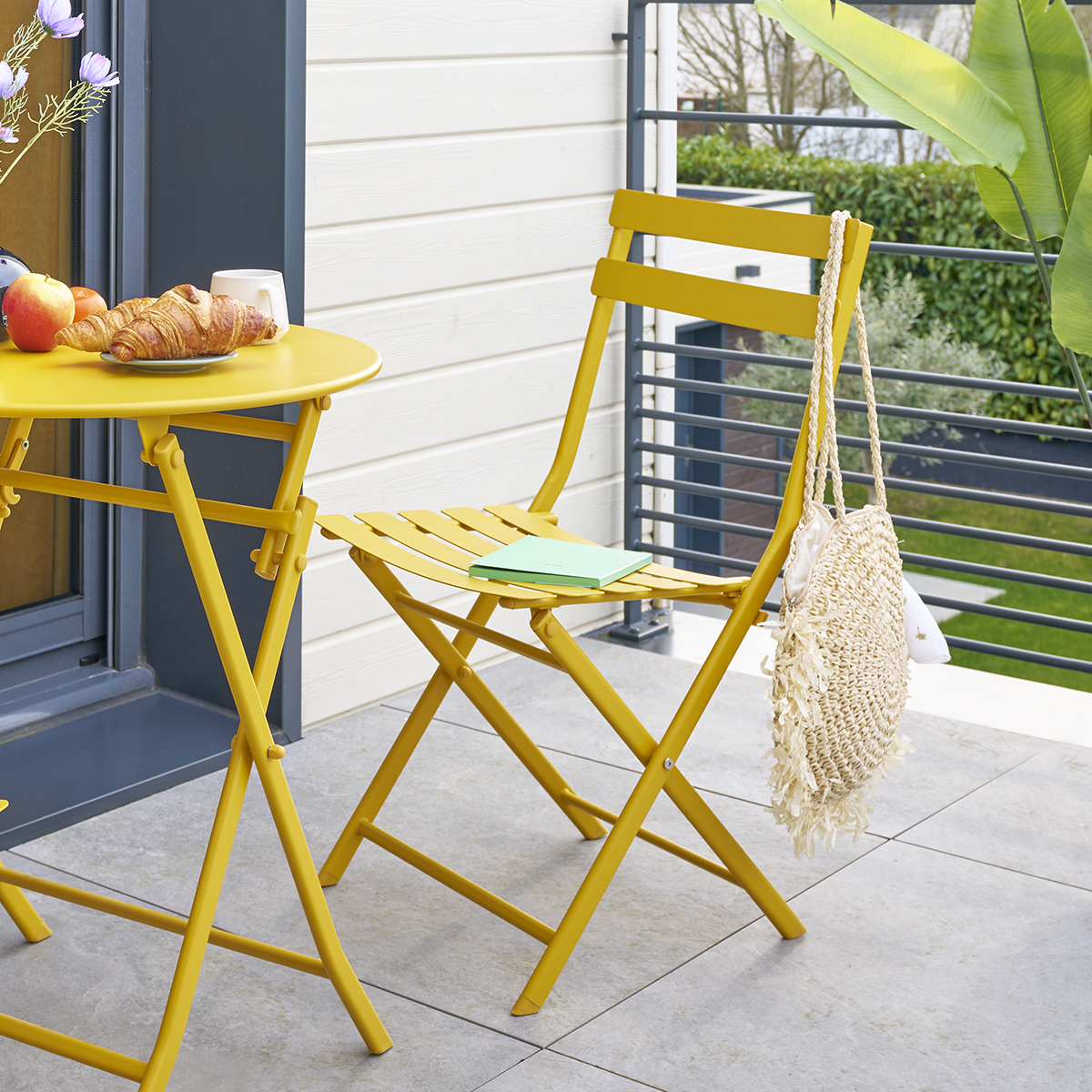 Chaise de jardin pliante GREENSBORO Jaune moutarde Acier traité époxy, Traitement antirouille renforcé Hespéride