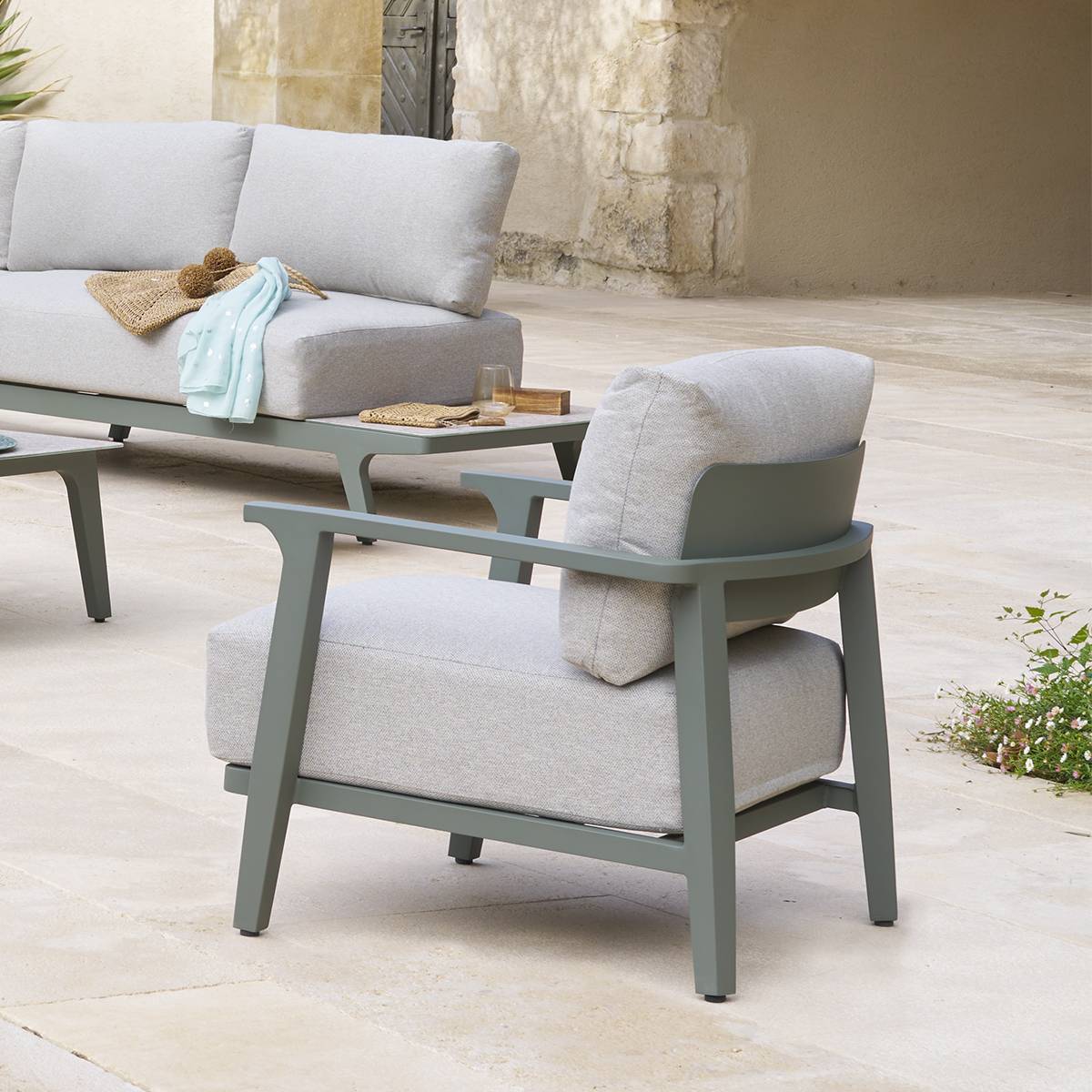 Fauteuil de salon jardin PULPY Vert laurier Aluminium traité époxy, Polyester Hespéride