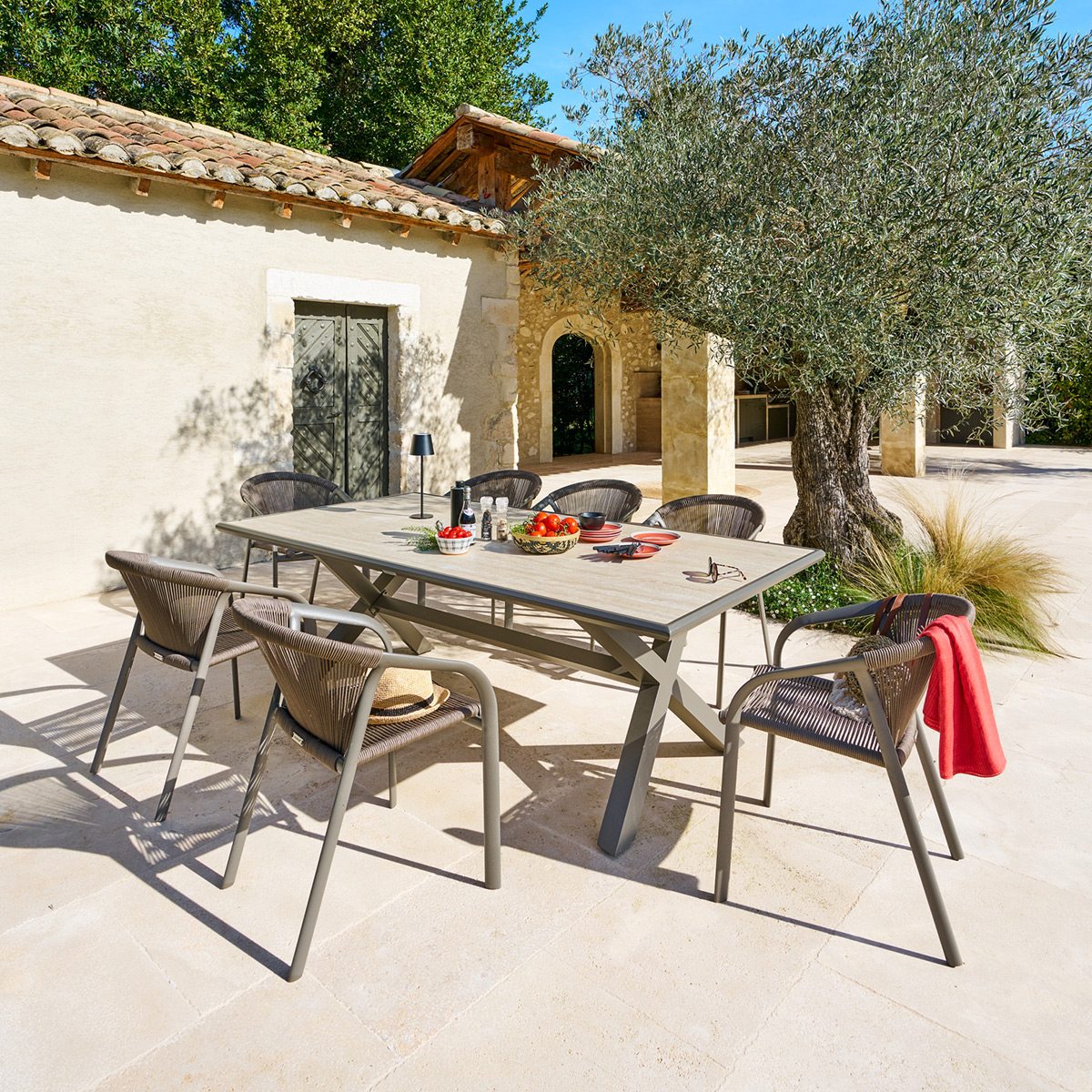 Table de jardin AXIOME Vanille   Marron 8 places - Aluminium traité époxy Hespéride