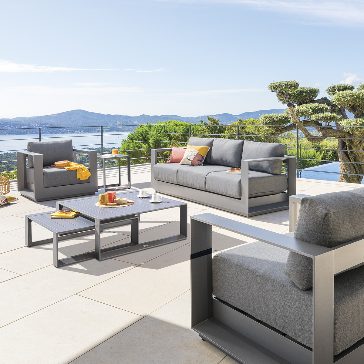 Salon de jardin rotatif ALLURE Graphite 5 places - Aluminium traité époxy, Polyester Hespéride
