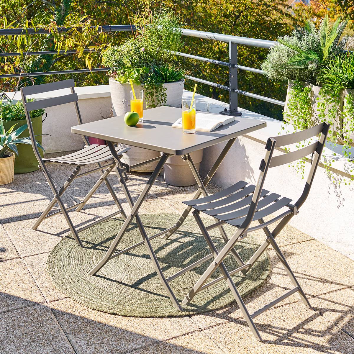 Chaise de jardin pliante GREENSBORO Café Acier traité époxy, Traitement anti-rouille renforcé Hespéride
