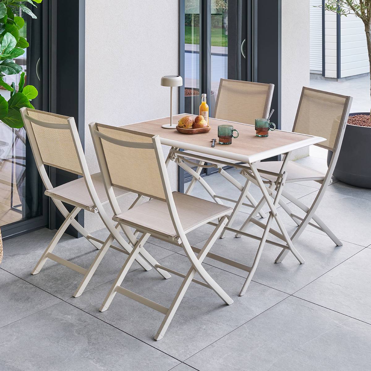 Table de jardin pliante rectangulaire AZUA Epeautre / Argile 4 places - Aluminium traité époxy, Verre Hespéride