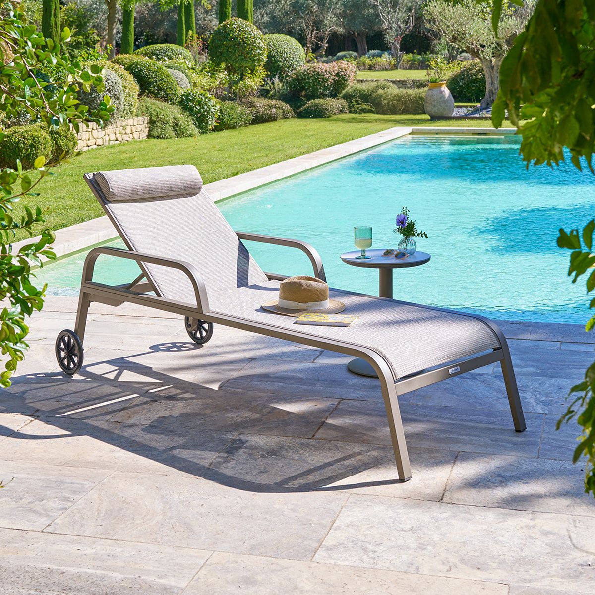 Ensemble transat OSMALA Café   + table d’appoint SOLETIA Texaline, Aluminium traité époxy Hespéride